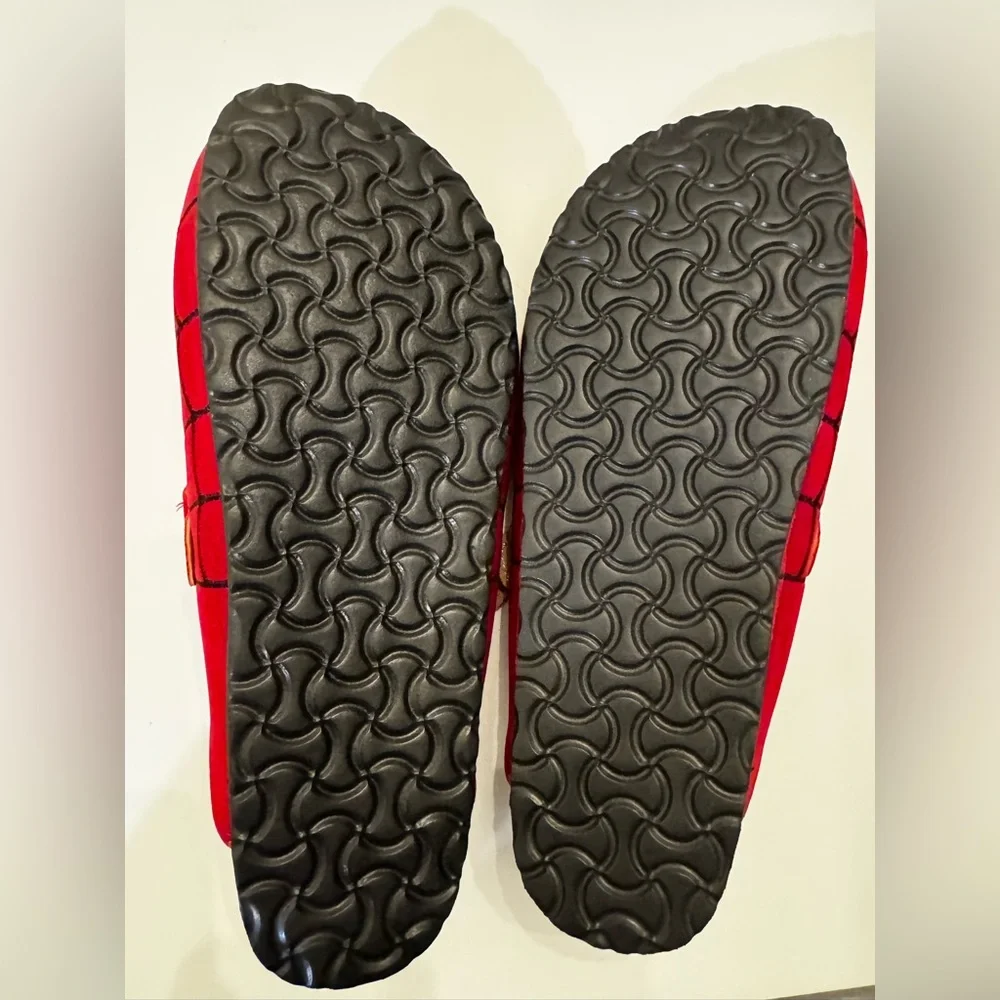 Spider-Man Red Web Sandals Slides Size 42 Marvel Inspired - Picture 3 of 5
